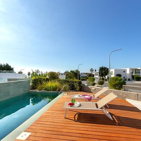 Villa Laurus 6, Walking Distance To The Beach Paphos Exterior photo